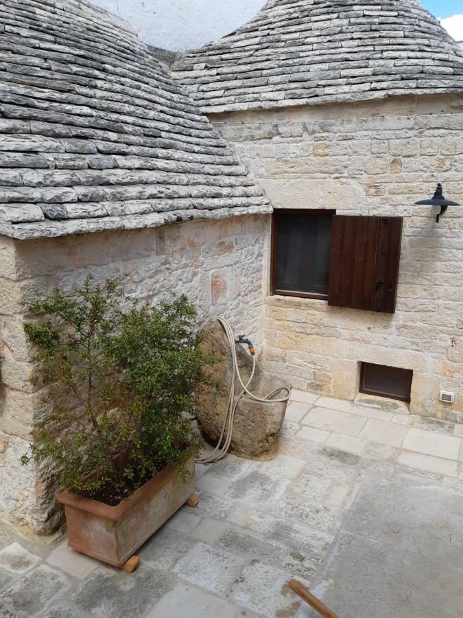 فيلا Alberobello Casa Vacanze - Pathos Tra I Trulli المظهر الخارجي الصورة
