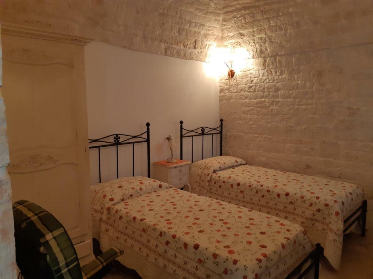 فيلا Alberobello Casa Vacanze - Pathos Tra I Trulli المظهر الخارجي الصورة