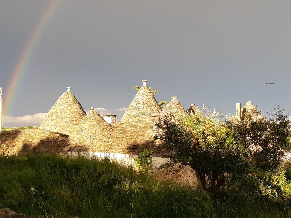 فيلا Alberobello Casa Vacanze - Pathos Tra I Trulli المظهر الخارجي الصورة